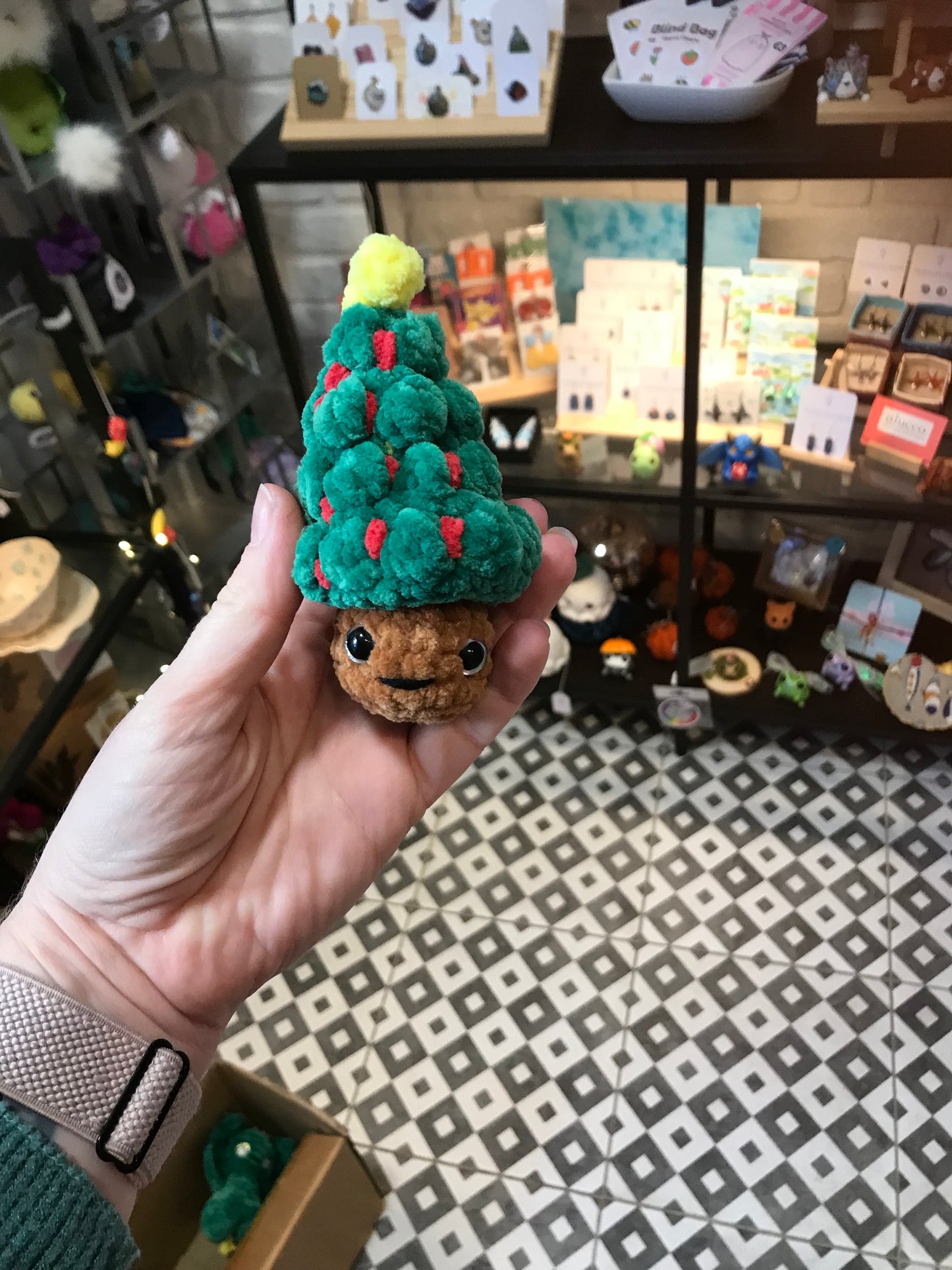 Christmas tree crochet pop
