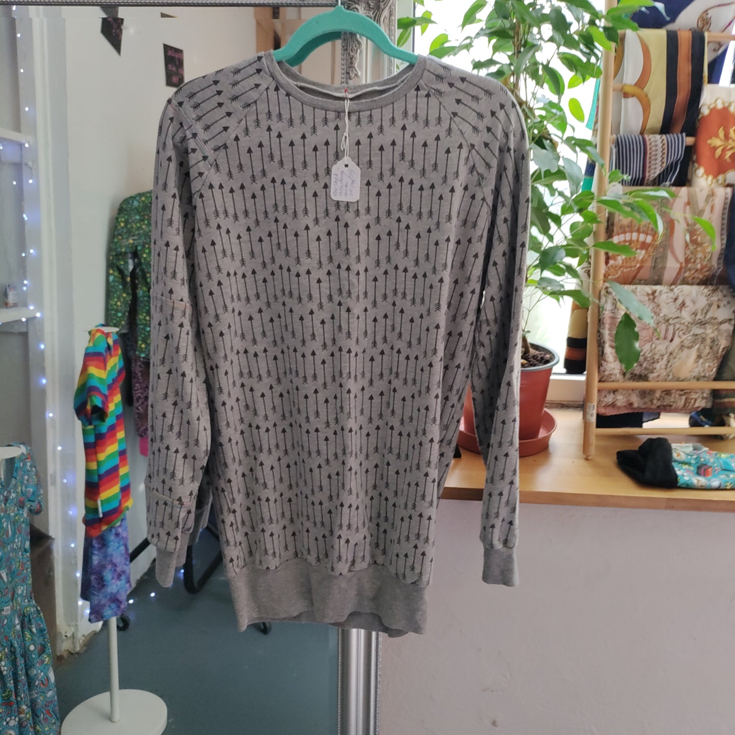 Pre-loved mily designs unisex jumpers / sweatshirt / tops