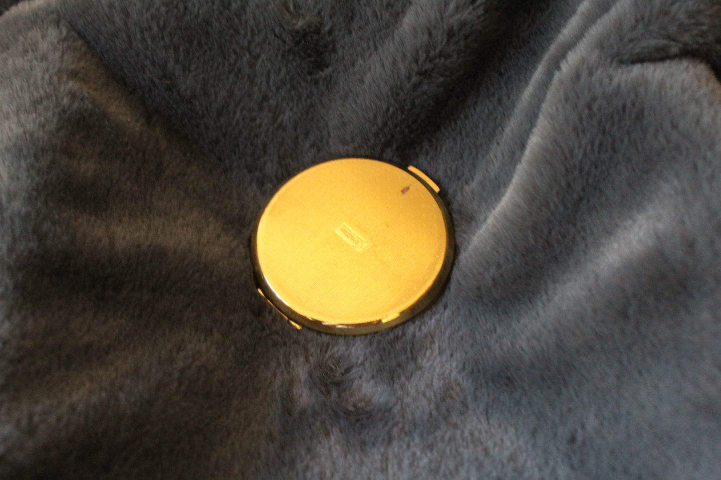 Emerald vintage compact