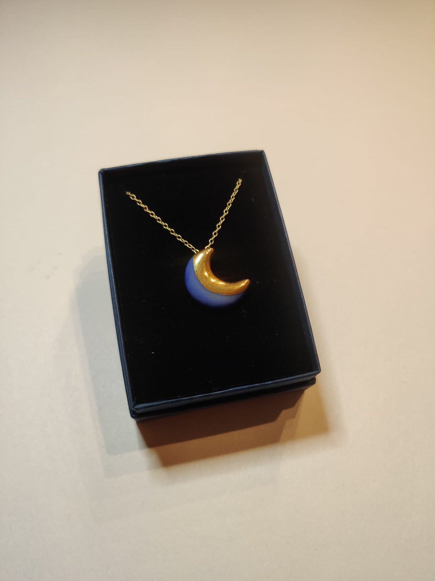 Porcelain necklace