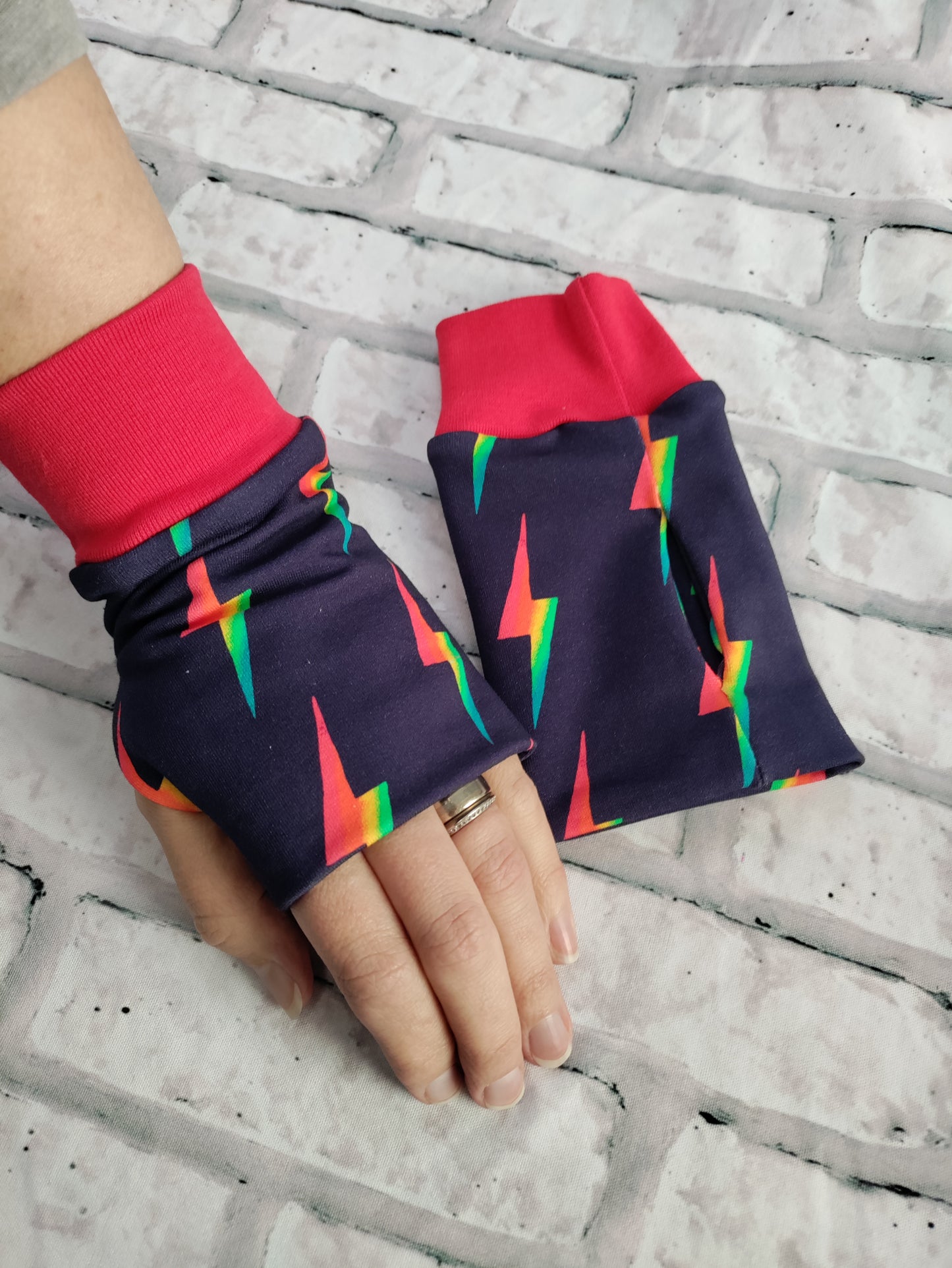 Wrist / hand warmers, organic french terry