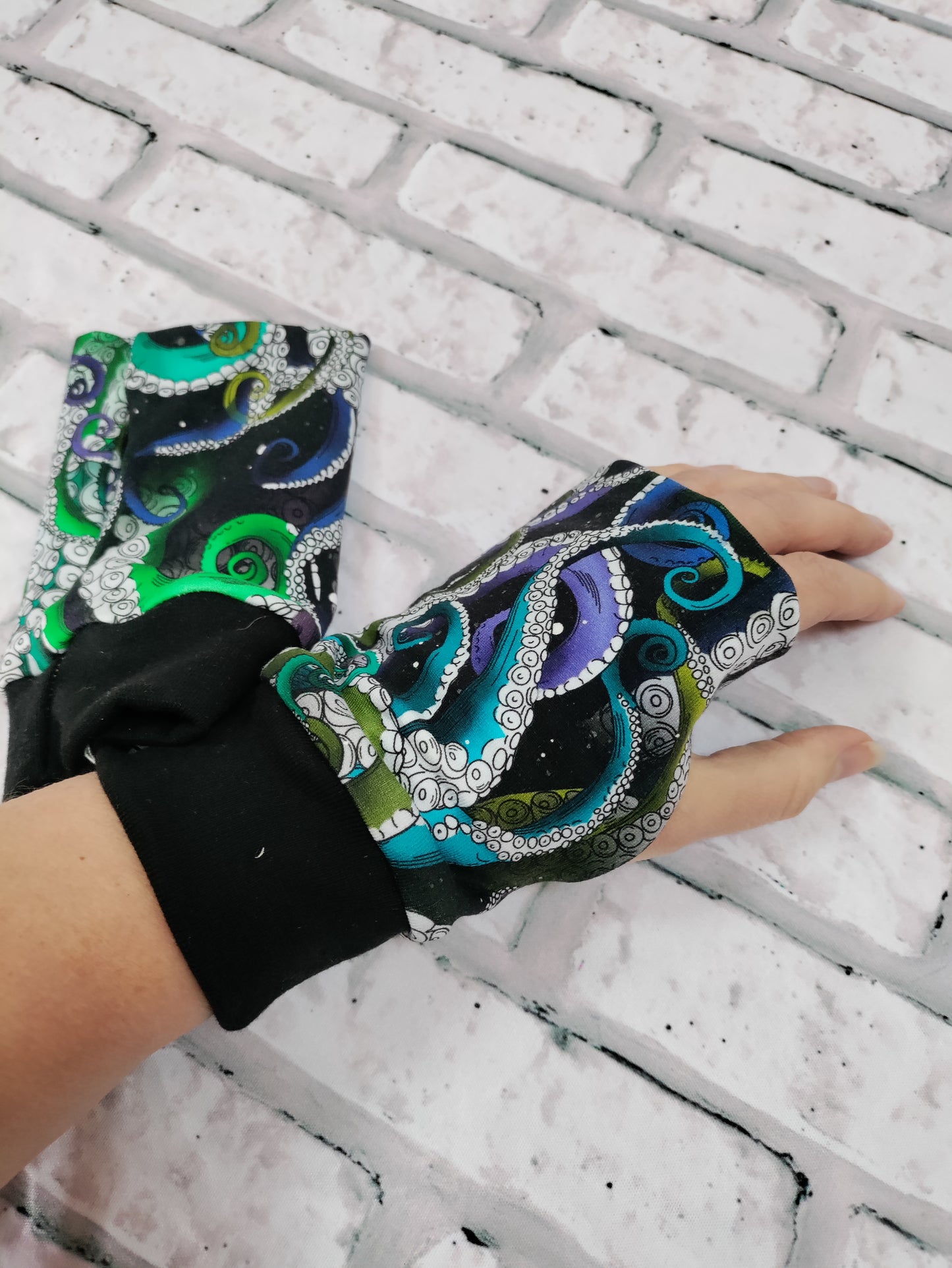 Wrist / hand warmers, organic french terry