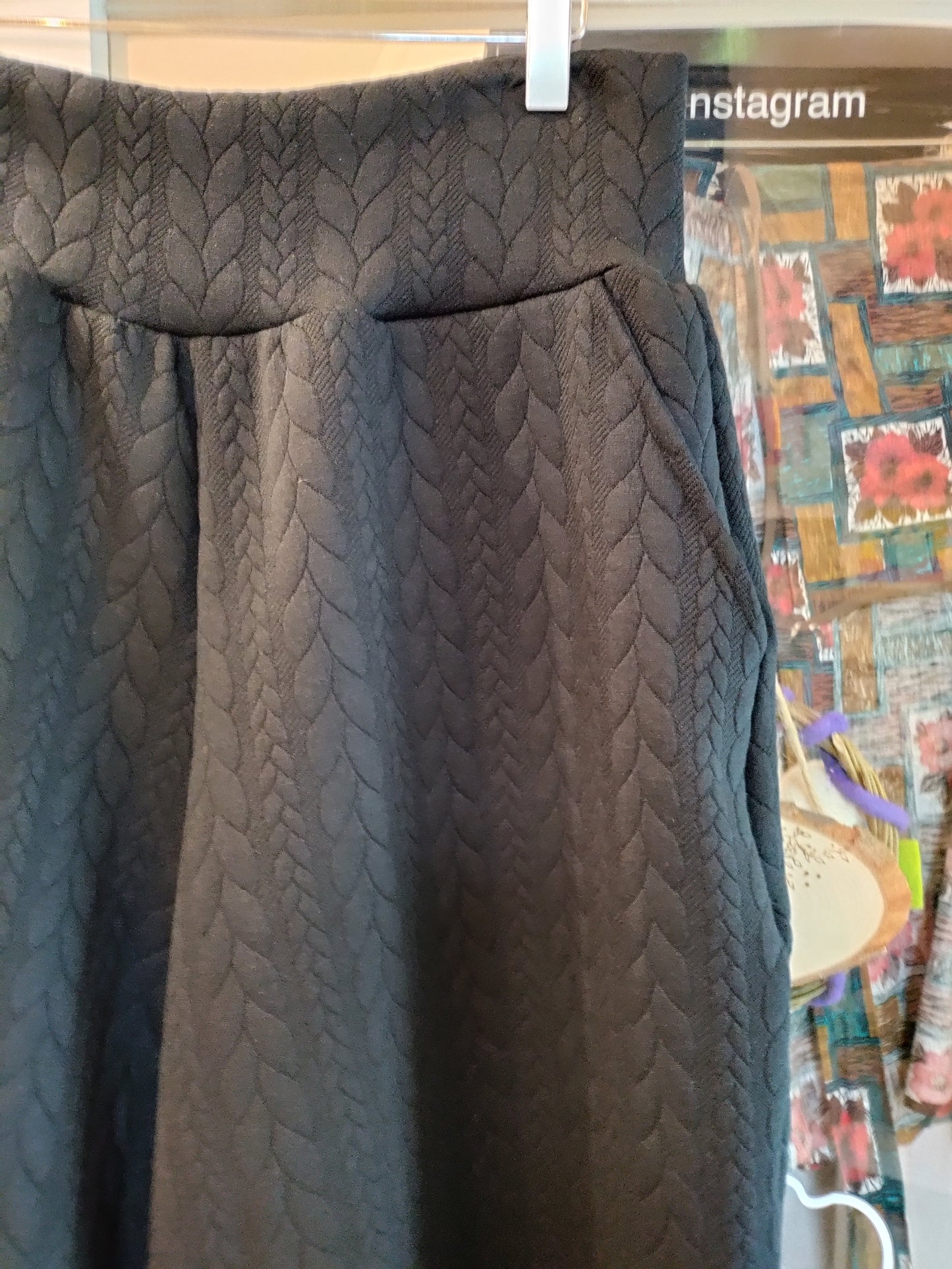 Wide leg pants