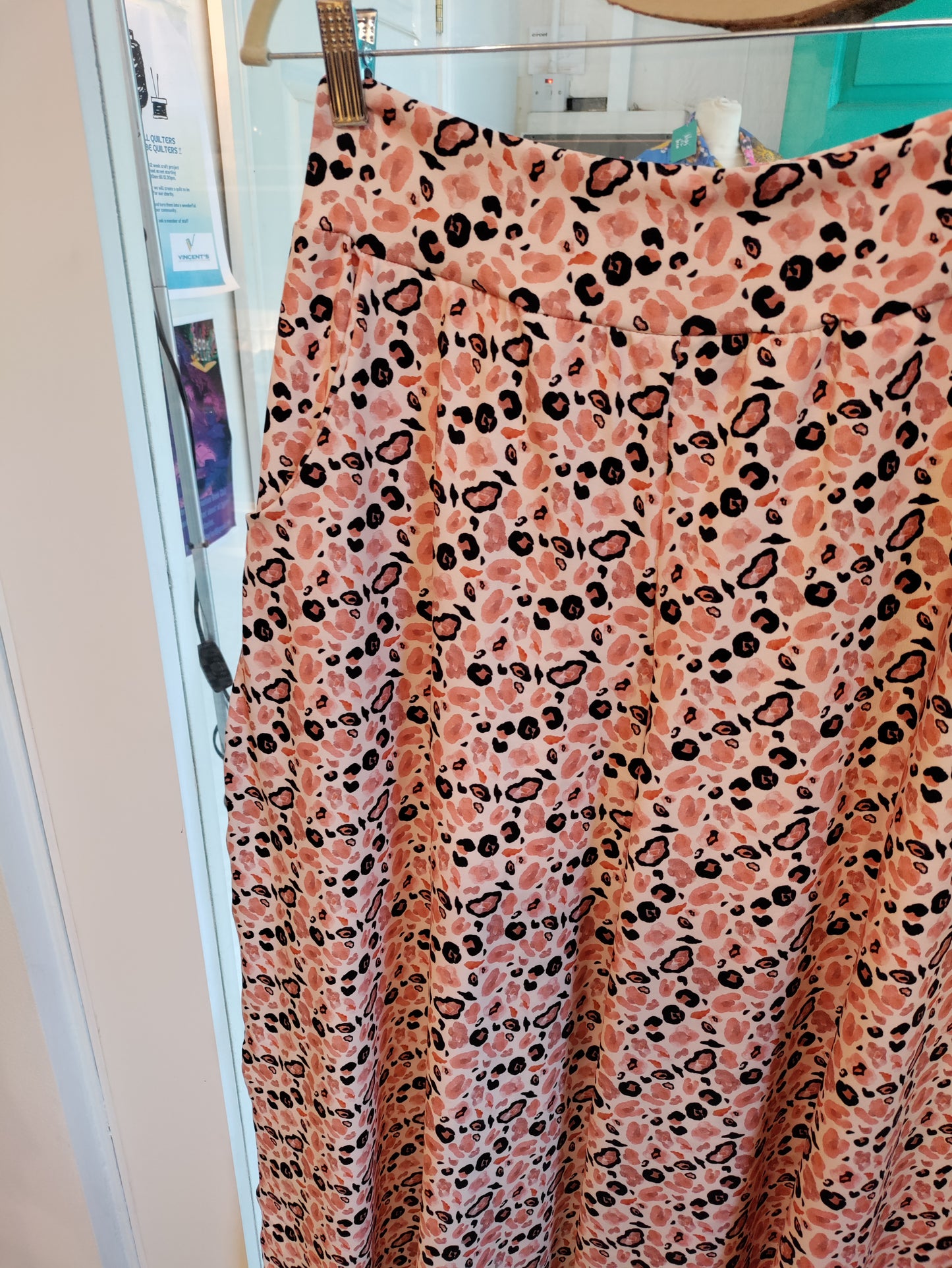 Wide leg pants