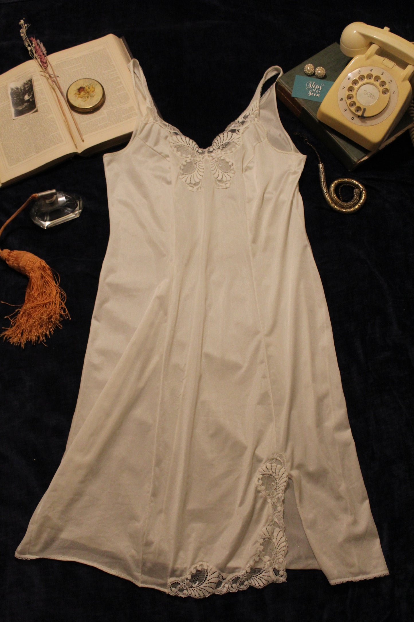 Classic porcelain slip