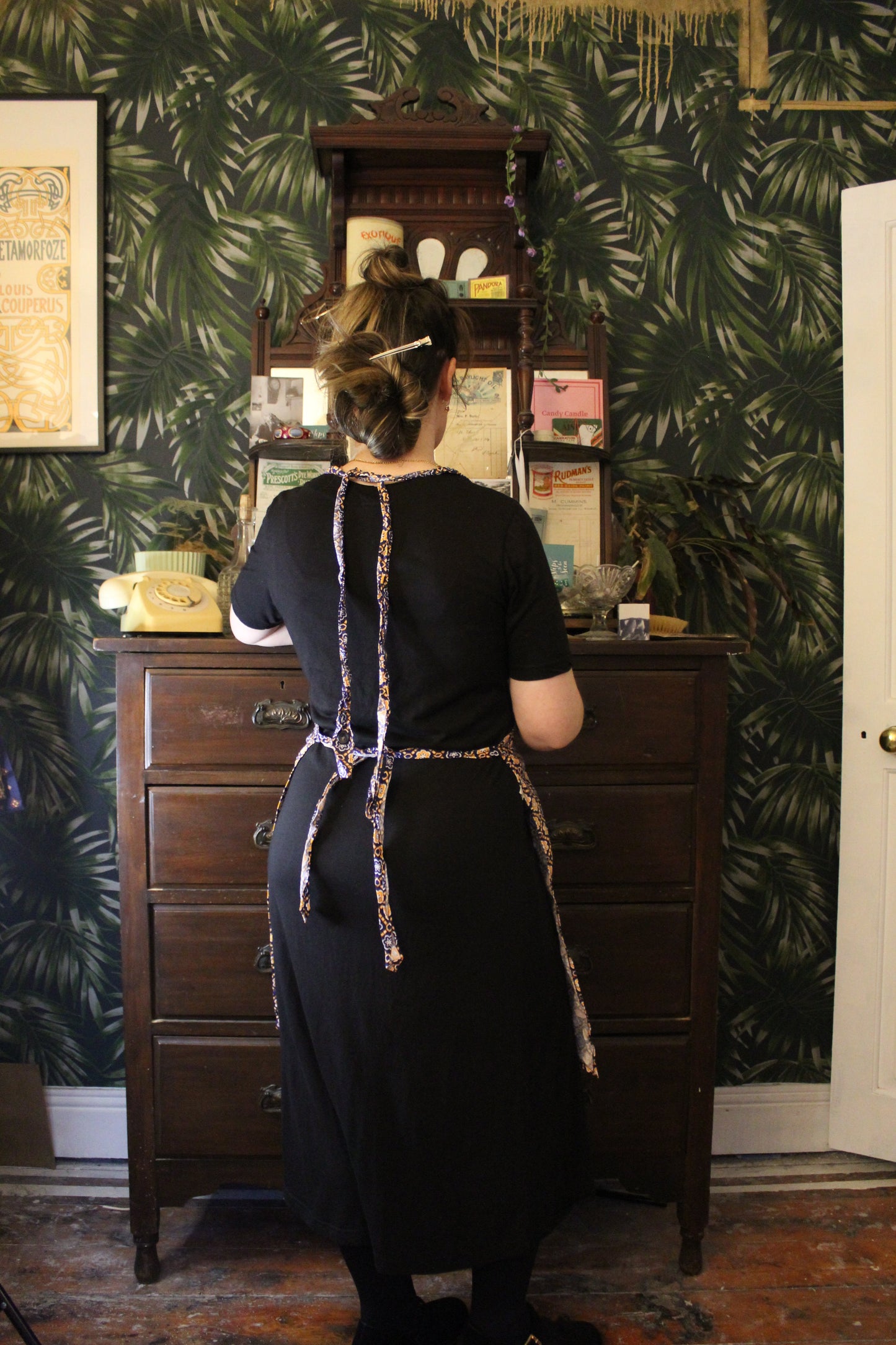 Blue and yellow flower apron