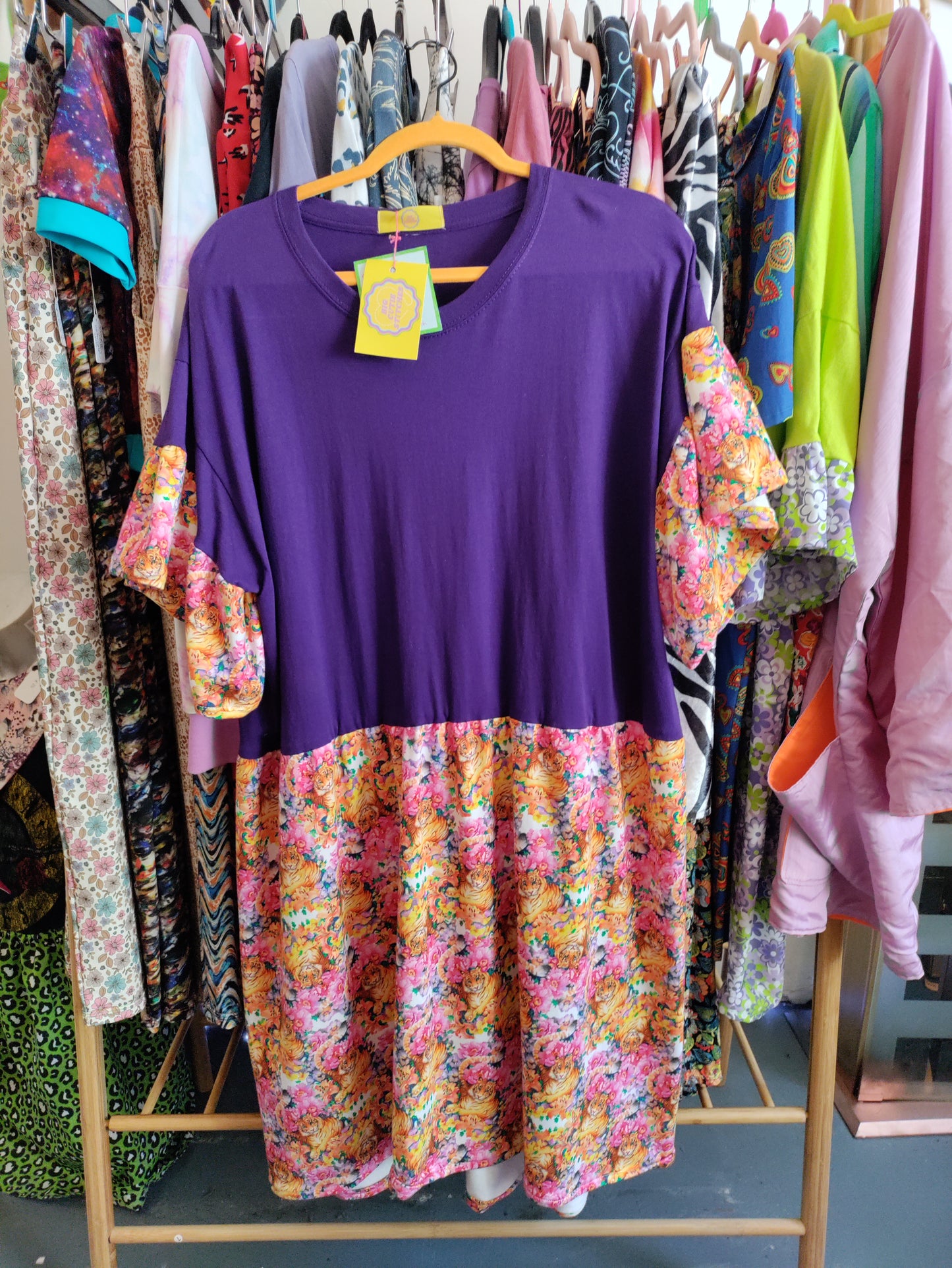 Big cutie Stitches purple dress with tiger and floral skirt - fits size 16-22