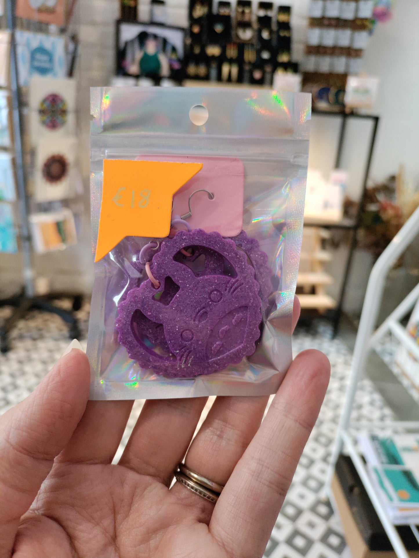 Pendant earrings