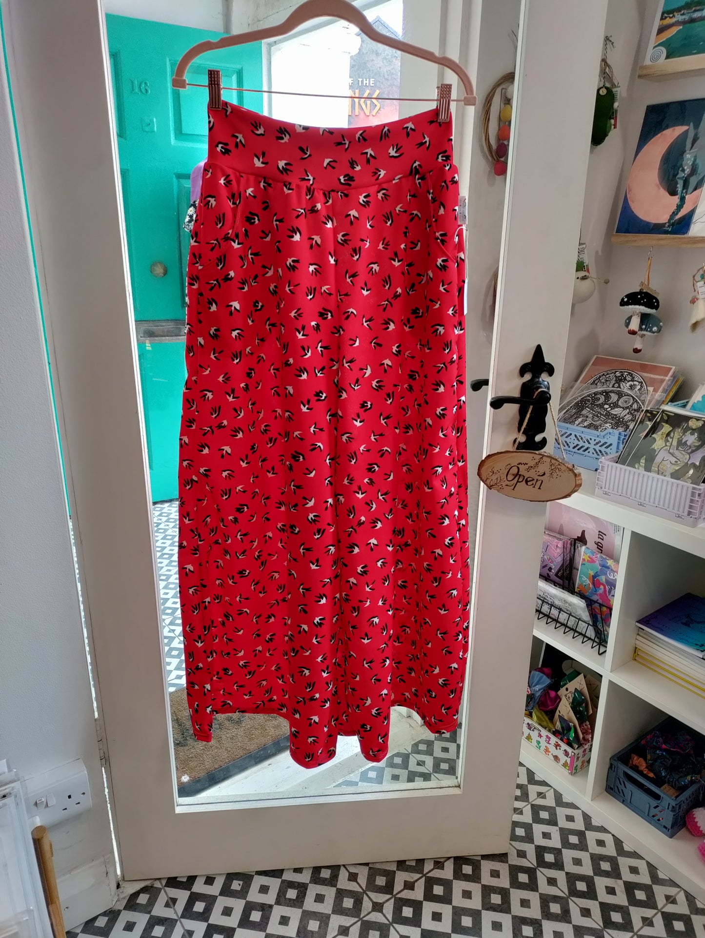 Wide leg pants