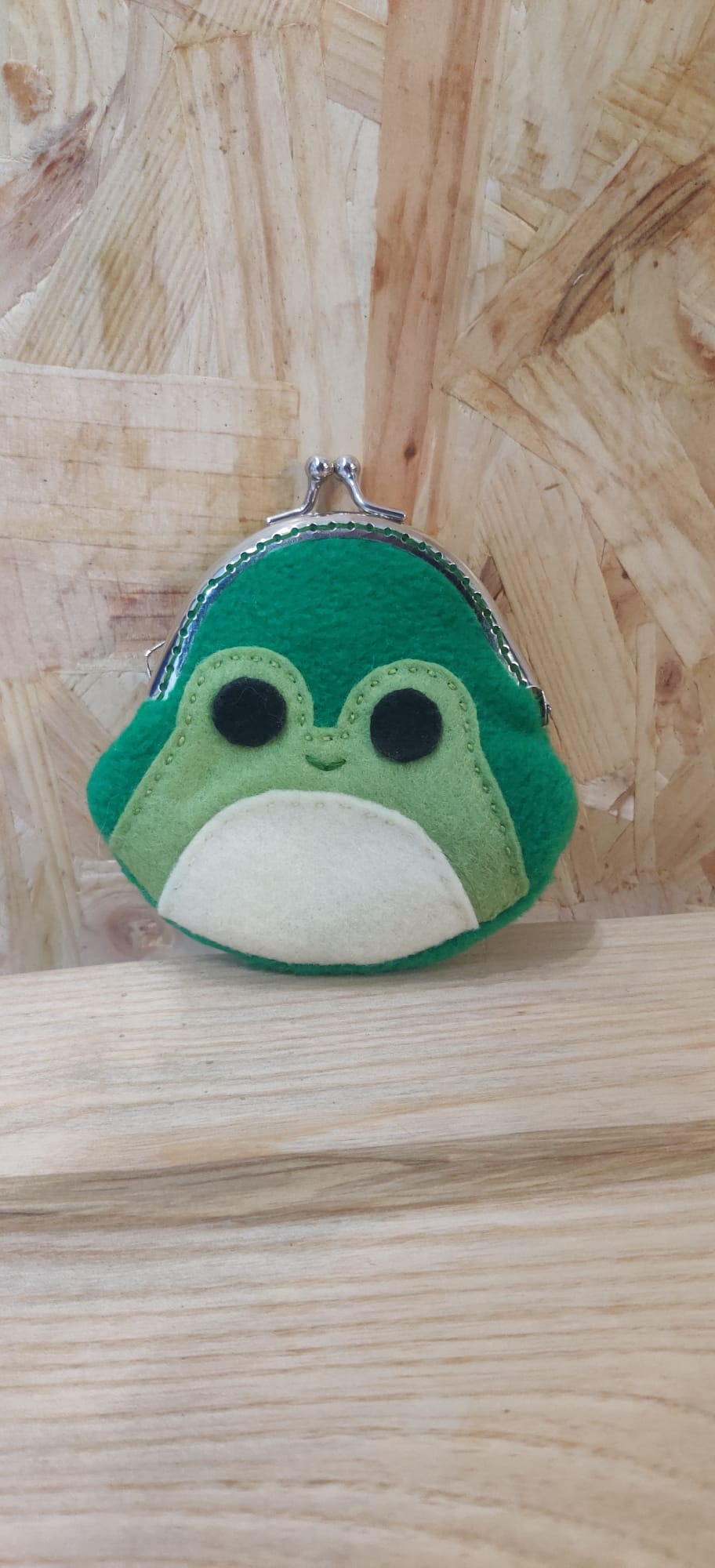 Frog purse