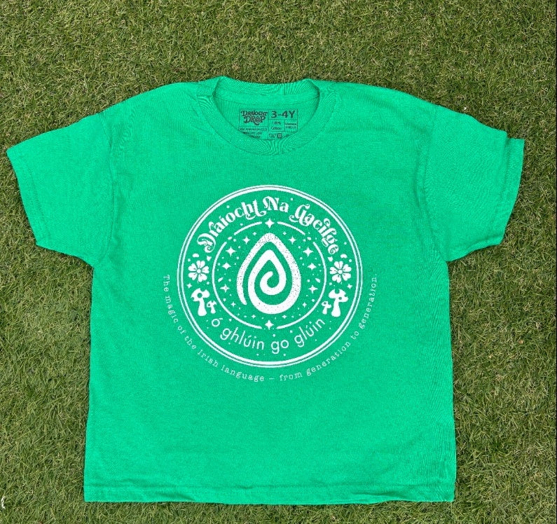 Draíocht Na Gaeilge Kids T-shirts