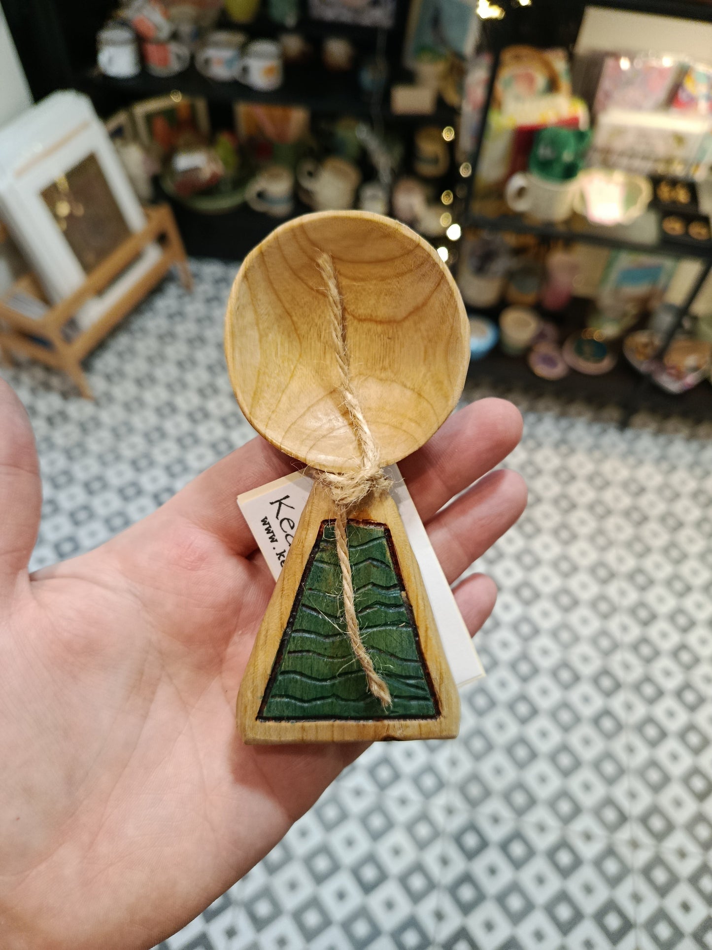 Cherry Coffee Scoop Ocean