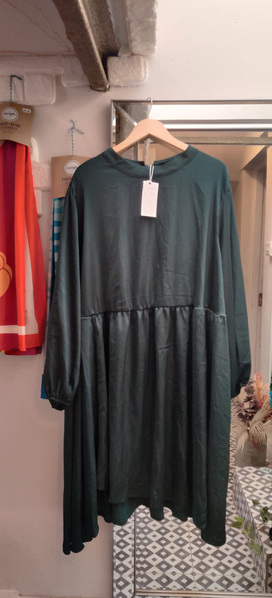 Forest green "silk" dress long sleeved.