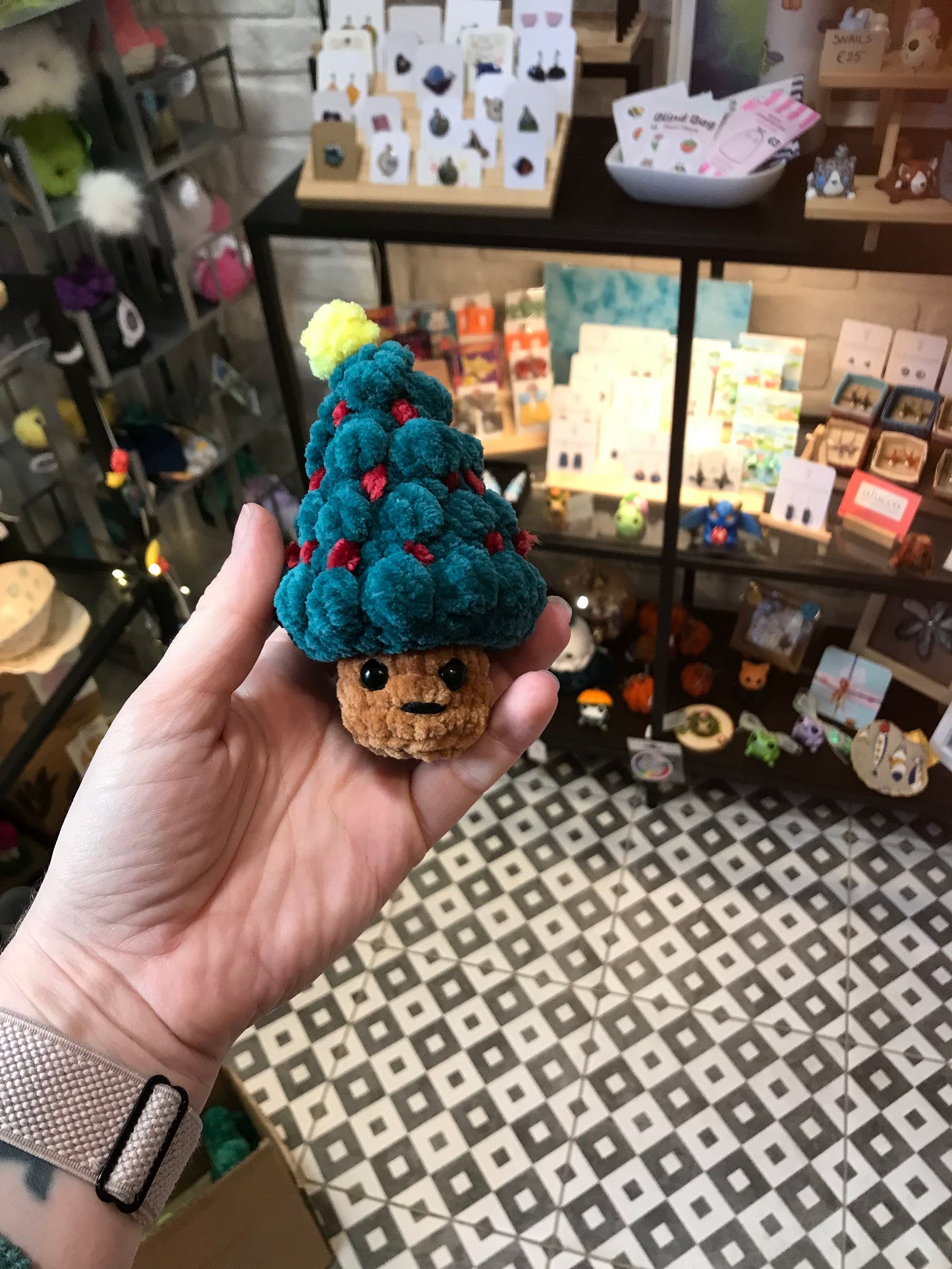 Christmas tree crochet pop