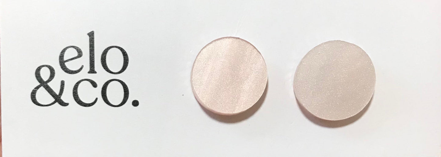 Elo & co. Studs