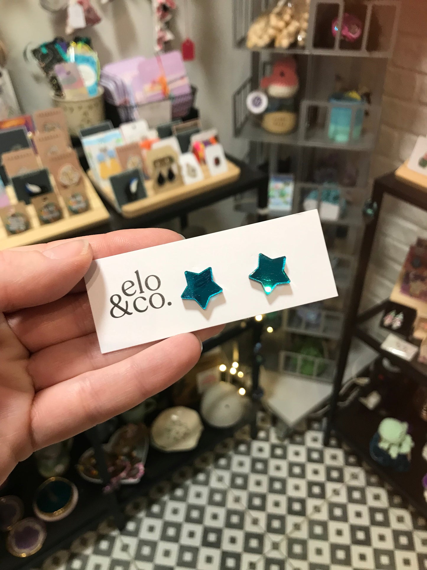 Elo & co. Studs