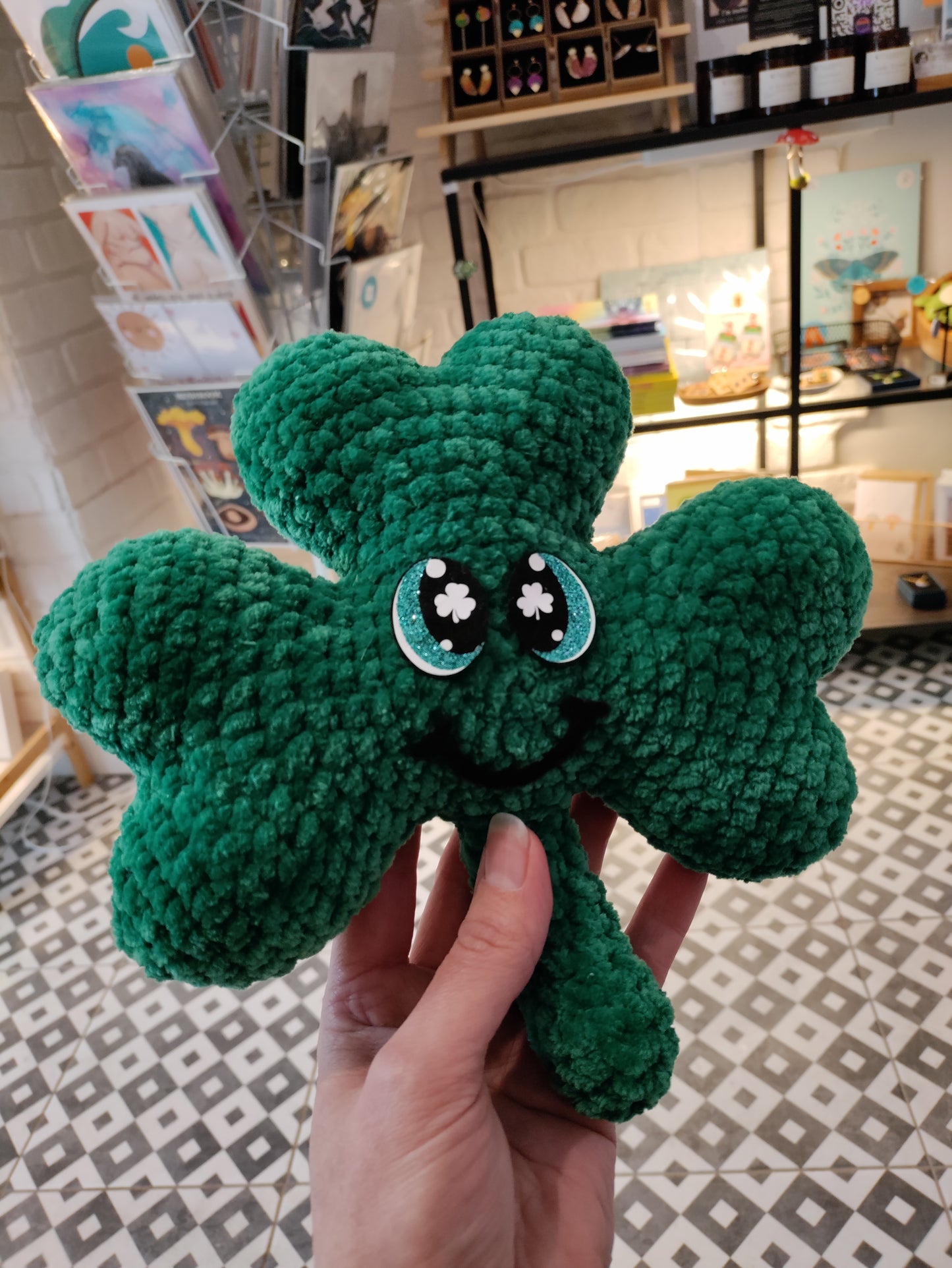 Crochet shamrock