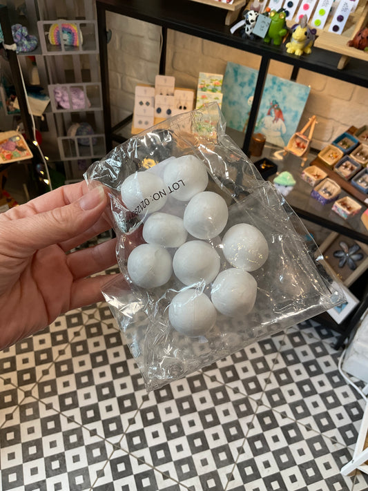 Polystyrene craft balls