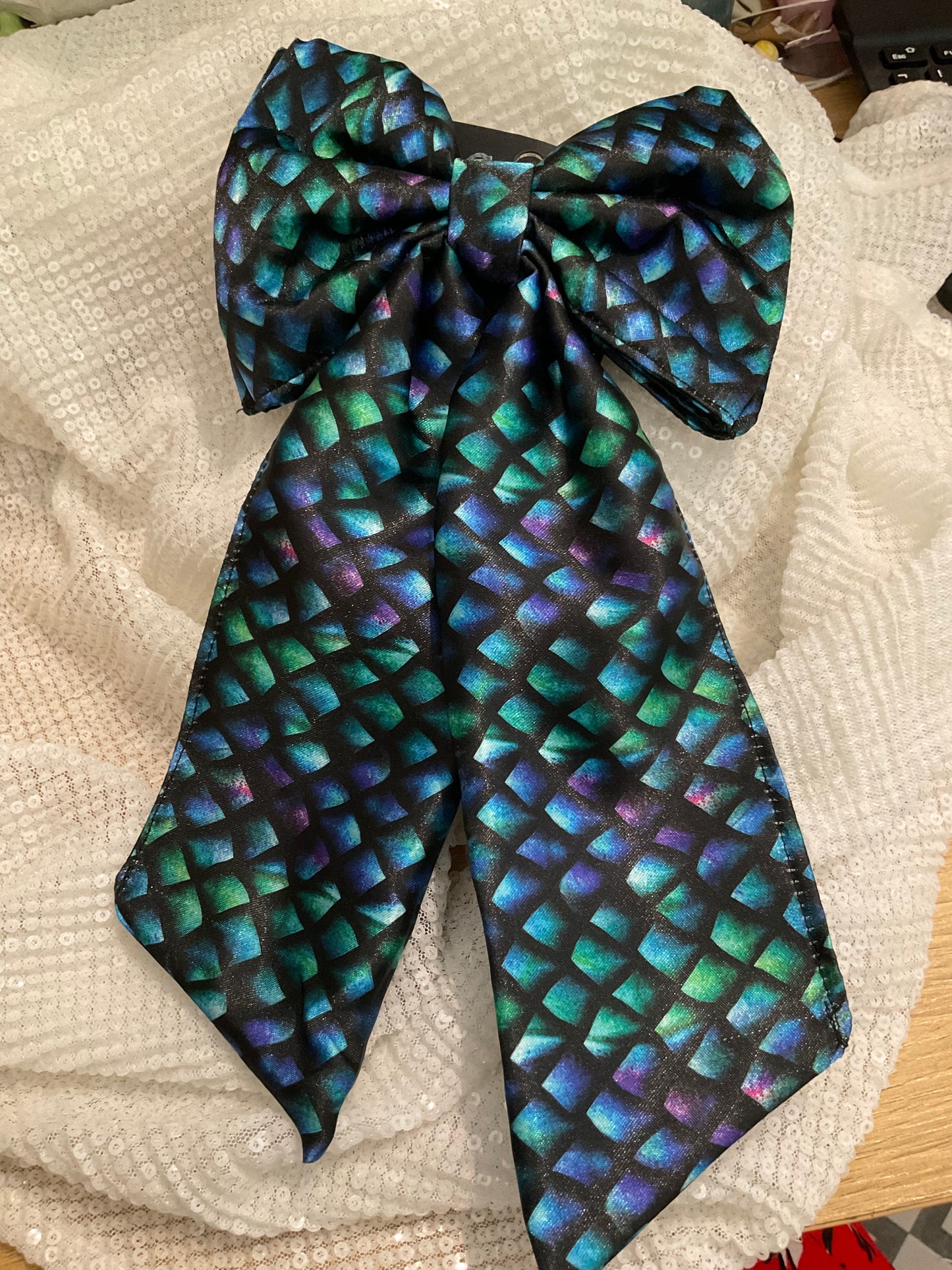 Guinea punk boutique bows