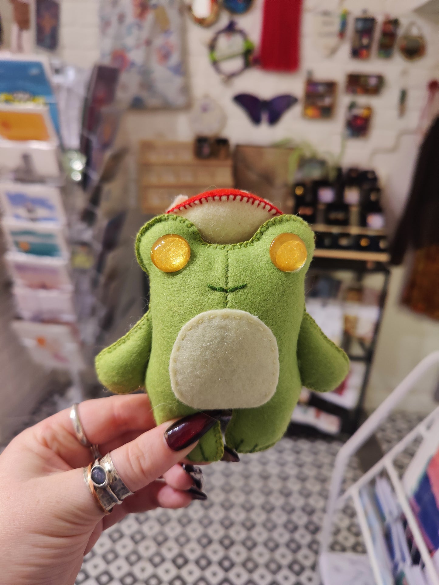 Felt Frogs