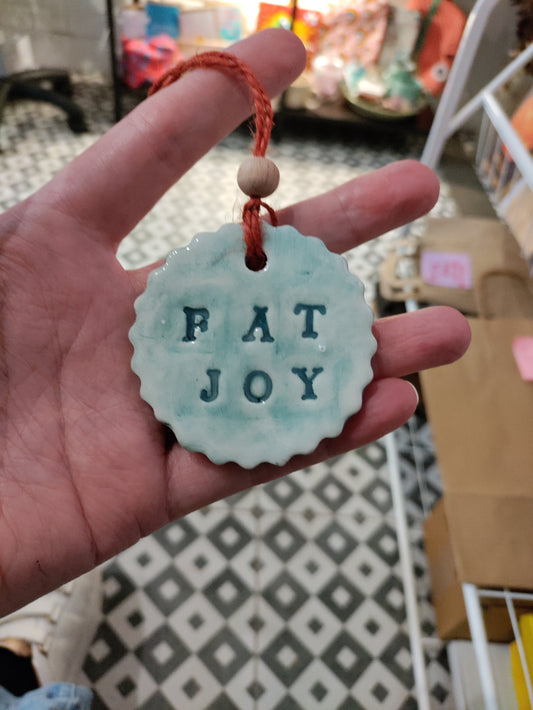 Ceramic hanging decoration
