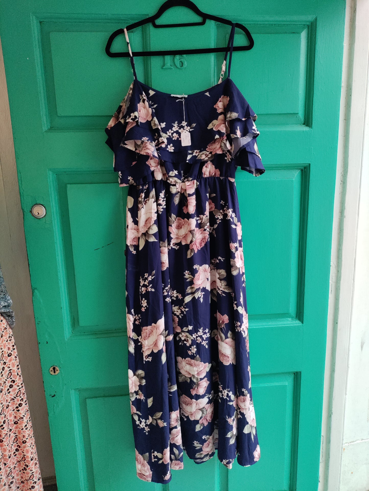 Plus size Dresses