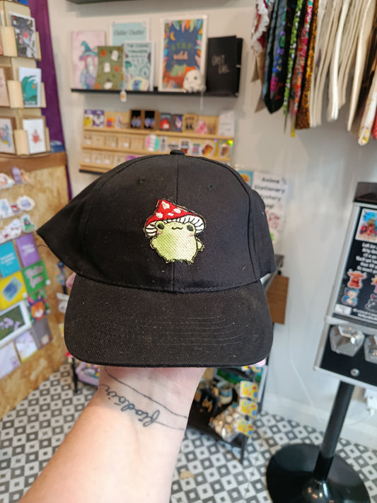 Pinkie don't mosh Peaked Caps