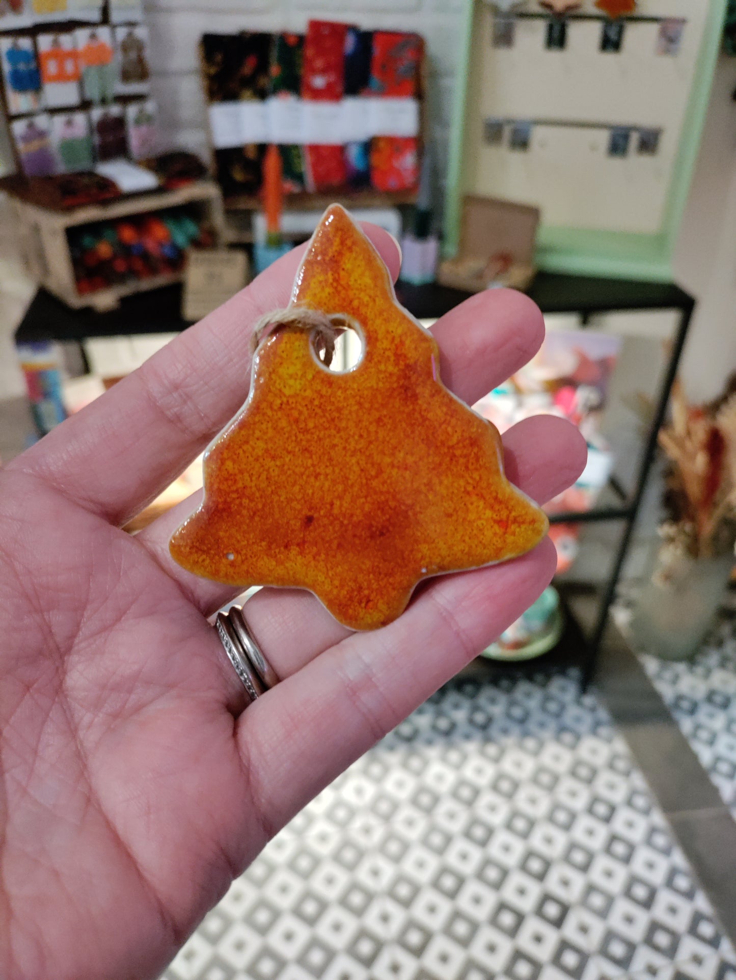 Christmas tree decorations - plain