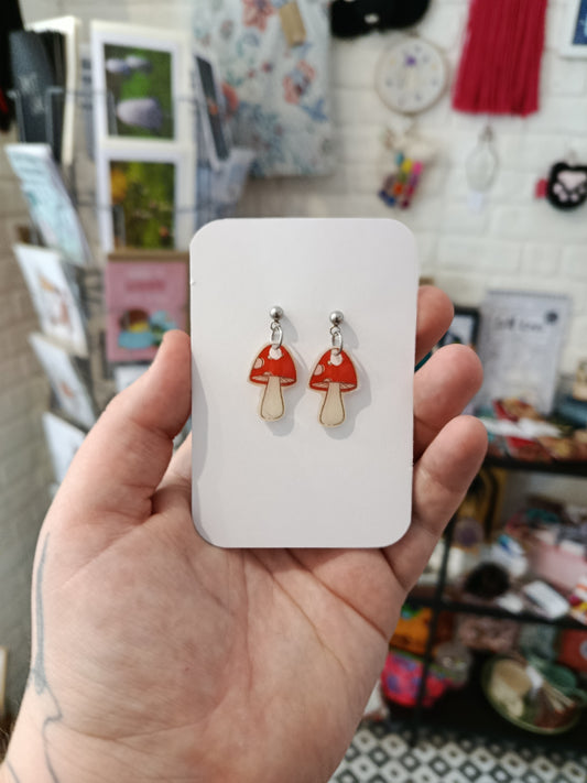 Red mushroom earrings